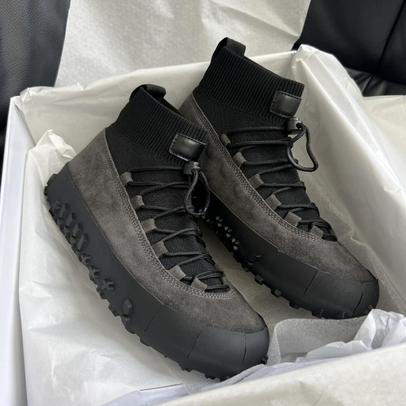 Classic Brand Comfortable Mid- - огляд і ціна Climbing Shoe Beginner